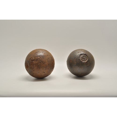 119 - x2 antique canon balls