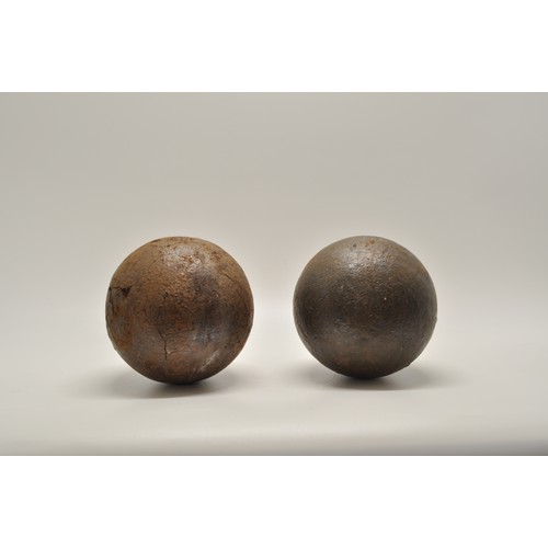 119 - x2 antique canon balls