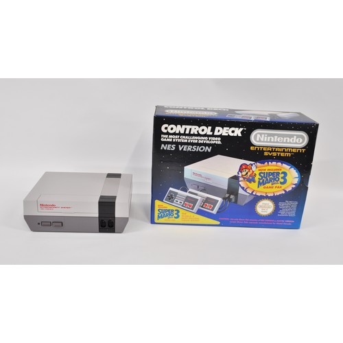 158 - Nintendo Control Deck Entertainment System NES Version, purchased 1992, with box, instructions and c... 