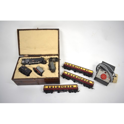 152 - Wooden Box containing Triang Princess Victoria train engine and carriages and tender