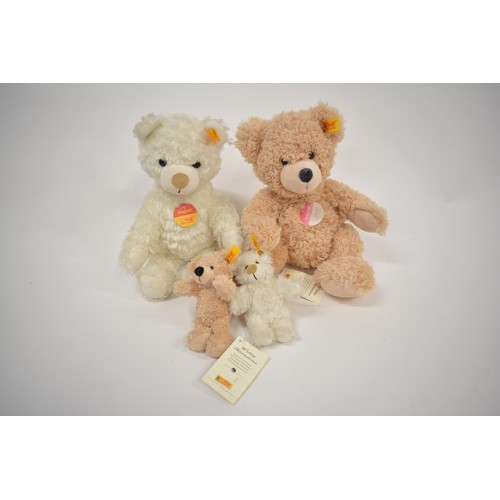 187 - x4 Steiff bears to include; white soft plush no.022739, tan soft plush no.111471, both H28cms togeth... 