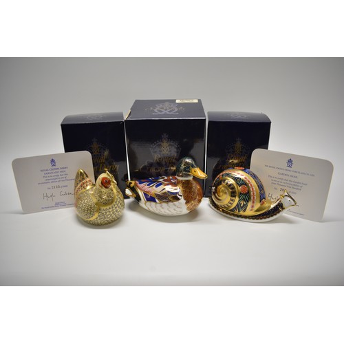 227 - Royal Crown Derby collection consisting of Farmyard Hen, 2003, signed, number 2133/5000, boxed toget... 