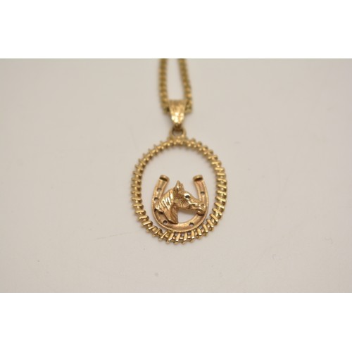 306 - 9ct gold necklace with horsehead/horseshoe pendant, hallmarked London 1978  poss. S J Rose & Son. ap... 