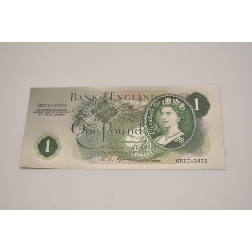 353 - x2 Queen Elizabeth II The Platinum Jubilee BankNote Collection, containing various platinum bank not... 