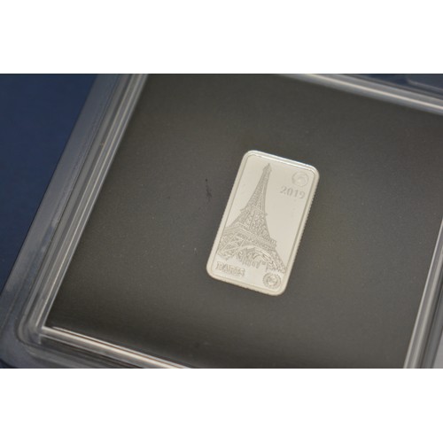 354 - Landmarks of the World fine silver 999/1000 ingots, with certificates ( x12 bars), silver proof, wit... 