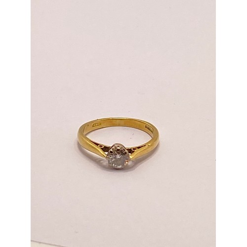 297 - 18ct yellow gold ring with stunning Solitaire diamond in raised claw setting of approx 0.50ct. Size ... 