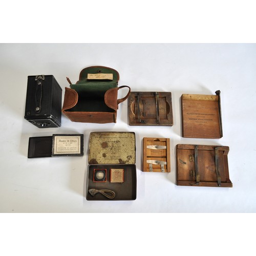 72 - Kodak equipment dating 1929-1935 to include a Kodak Portrait No.2 camera with leather case which was... 