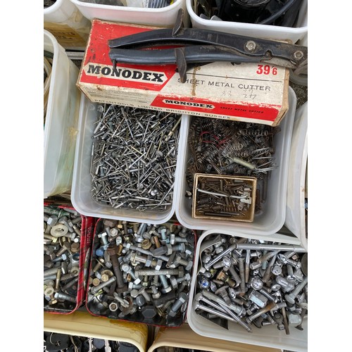 248 - A large quantity of vintage and retro car parts including bolts, bumper bolts, car pop rivets, car k... 