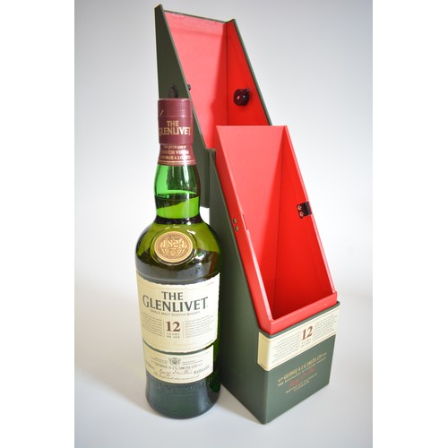 150 - One Flip Top leather Box, The Glenlivet 12 years, 70cl, 40%. 1990sOne Tubed bt. Glenfiddich aged 18 ... 