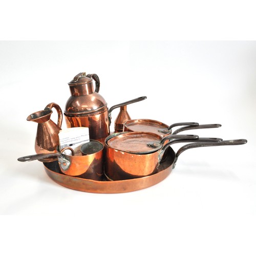 73 - Mixed vintage copper collection to include; frying pan, cooking pots with lids, jelly mould etc