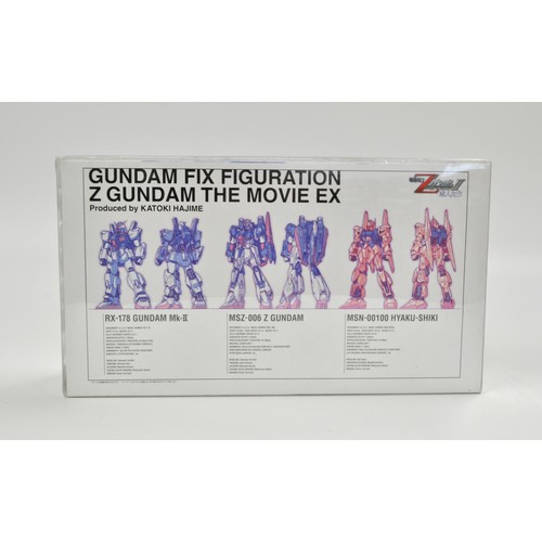 93 - Ban Dai Gundam Set, together with Elfin Model Corp Patlabor 1/35 scale model kit, unopened packet wi... 