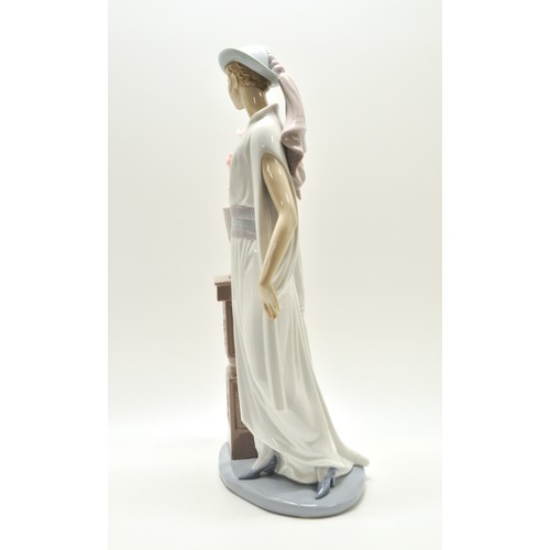 262 - Lladro large figurine Lady Grand Casino with column, height 34cms, marked on the base, issued from 1... 