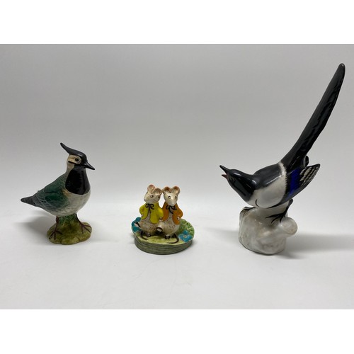 270 - Ceramic magpie bird stamped USSR, Beswick 2416 Lapwing, Beswick Kitty MaBride, x3 items