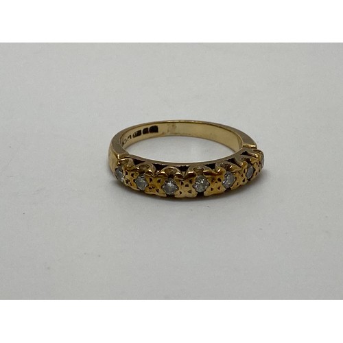 316 - x3 yellow gold diamond rings, combined gross weight 7.5gr,
sizes i, k, q