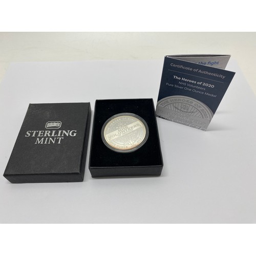 335 - Stirling Mint The Heroes of 2020 to the NHS Volunteers of Britain silver 999 one ounce coin, boxed w... 