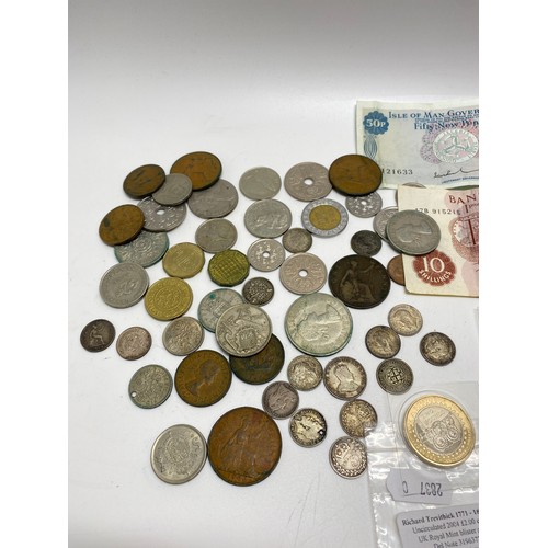 337 - A quantity of mixed coinage including British, Australian, USA etc in coin album together with loose... 