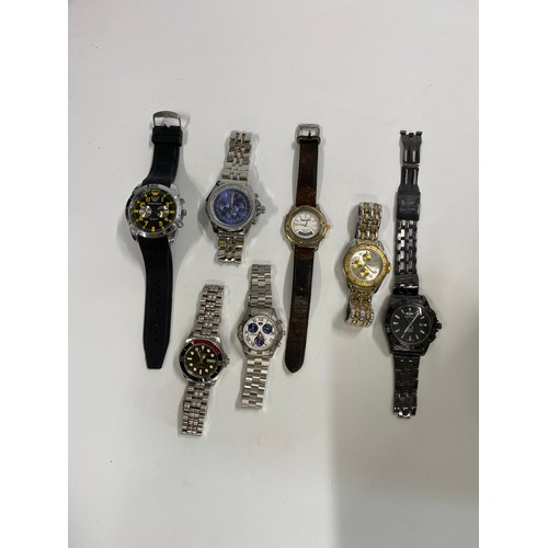 284 - A group of Gents wristwatches including one marked London Diamond Co, two marked Breitling and vario... 