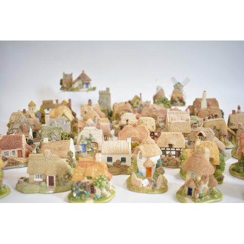 121 - x50 Lilliput Lane Cottages from one collector, to include; Stradling Priory, Cobblers Cottage, Purbe... 