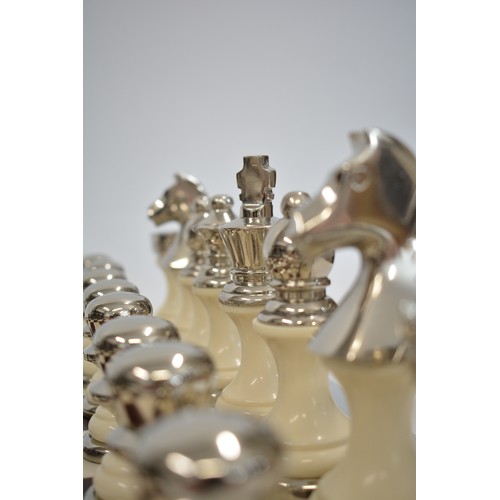 160 - Quirky - Libra Yates Chess Set Featuring Acrylic Base and 32 Oversized Aluminium Chess Pieces. Board... 