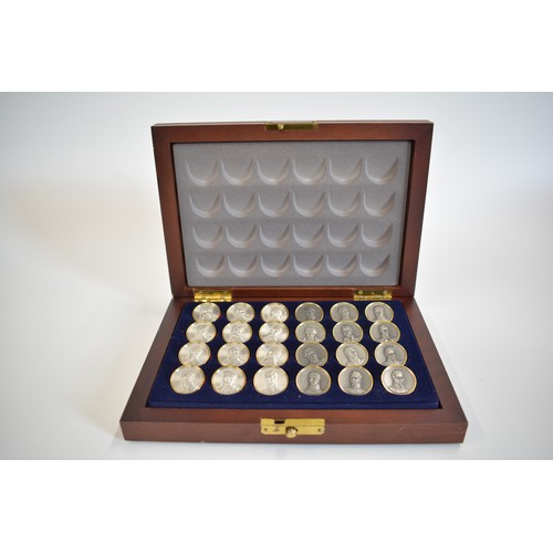 161 - Battle of Waterloo Chess Set, with board produced by Franklin Mint together with The Battle of Water... 