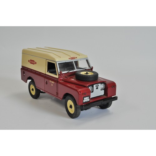 196 - Universal Models 1/18 scale Land Rover ii.iii British Railways Fleet no. B1347S, featuring lift up b... 