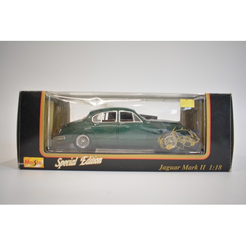 218 - x3 model cars to include Jagaur SS-100 with paperwork and tag, 1:18 scale Maisto Jaguar Mark II and ... 