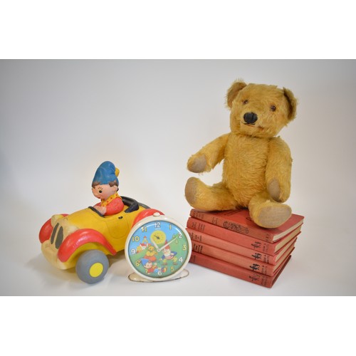 228 - Children themed grouping - consisting of a vintage Teddy bear with a mechanism at the back to open a... 