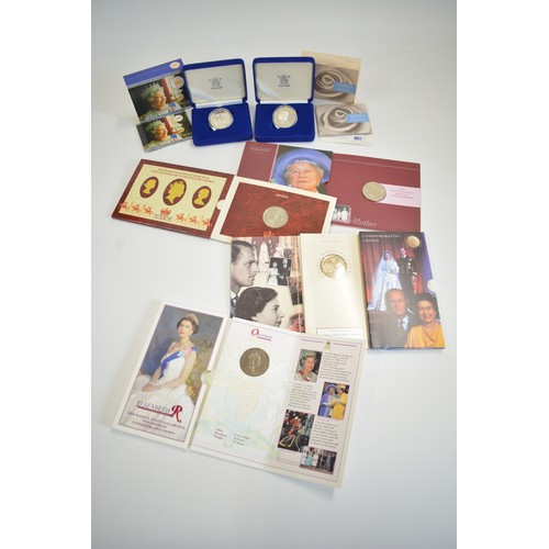 253 - Collection of various commemorative coins to include Diana silver proof Memorial coin/1952 Golden Ju... 