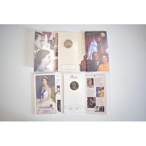 253 - Collection of various commemorative coins to include Diana silver proof Memorial coin/1952 Golden Ju... 