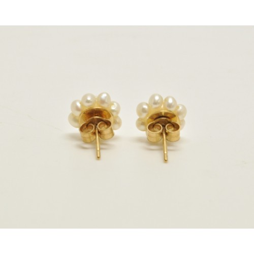 273 - x4 pairs of 9ct gold stud earings, approx gross weight 3.5g