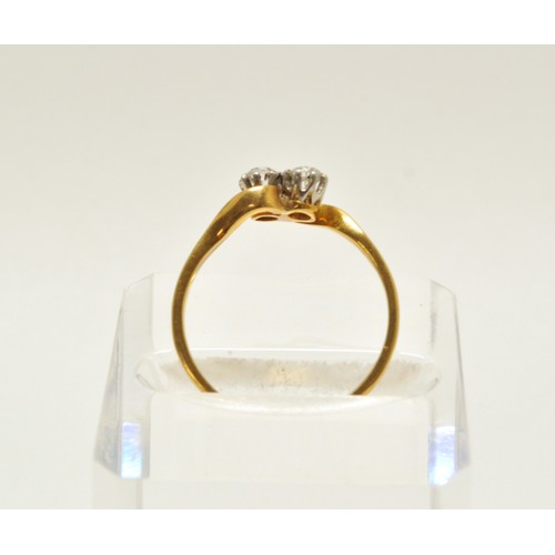 290 - 18ct yellow gold ring with two solitaire diamonds in twin set design, approx size N/O. Approx diamon... 