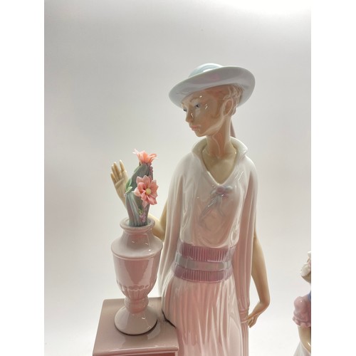 101 - Lladro large figurine Lady Grand Casino with column, height 34cms, marked on the base, issued from 1... 