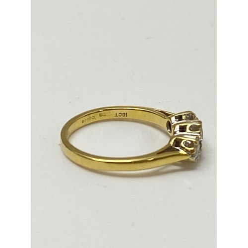 294B - 18ct yellow gold diamond trilogy ring, approx size K, approx 0.50ct, gross weight  3.15g.