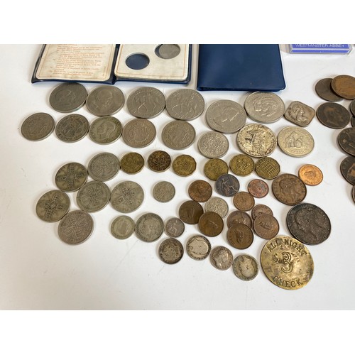 251 - Mixed coinage to include quantity of Georgian and Victorian silver coins