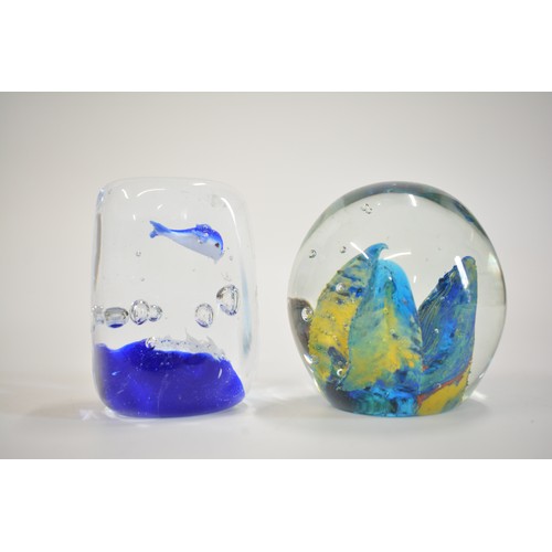 3 - A large quantity of mixed paperweights of various designs, shapes and colours