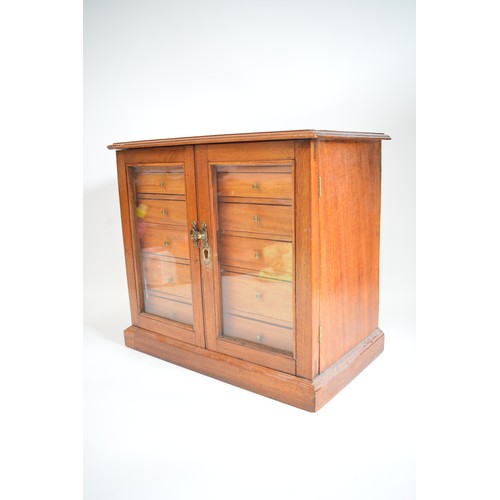 55 - Vintage display cabinet with drawers, glazed front. H39cm x D28cm x W43cm.