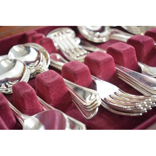 70 - 60 piece Sheffield Cutlery canteen with beaded design.