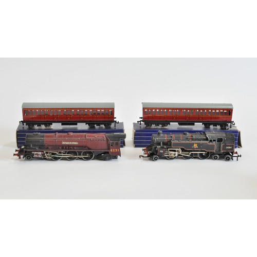 112 - Hornby Dublo Duchess of Atholl steam train also to include black steam locomotive and 2x suburban co... 