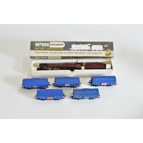 117 - Wrenn City of London boxed steam locomotive and 5x Trix brt wagons