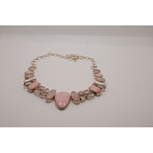 184 - Multi tone silver necklace with semi precious pink Stones/Rose Quartz, stamped 925.