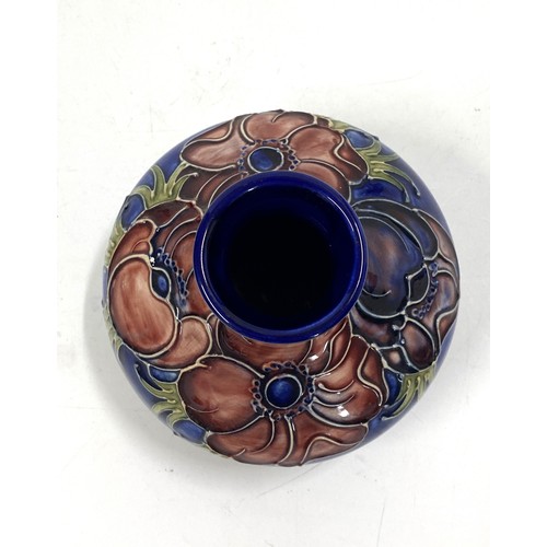 17 - Moorcroft Anenome squat vase signature to the bottom in blue. Approx H11cm.