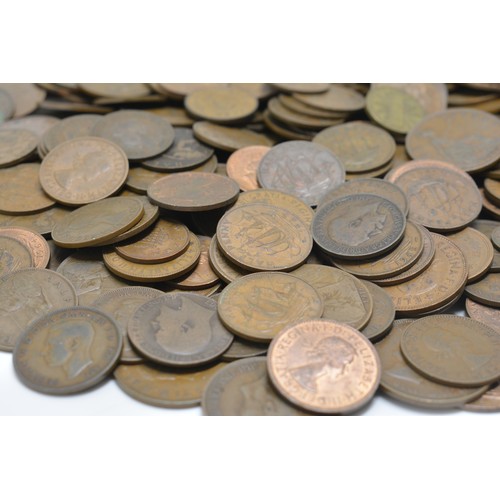 76 - Mixed copper coinage, various dates,  including Pennies, half pennies and some continental coinage, ... 