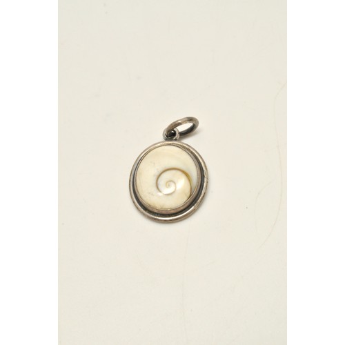 100 - Silver pendant and bracelet Ammonite Shiva swirl design, stamped 925 with similar shell design ring