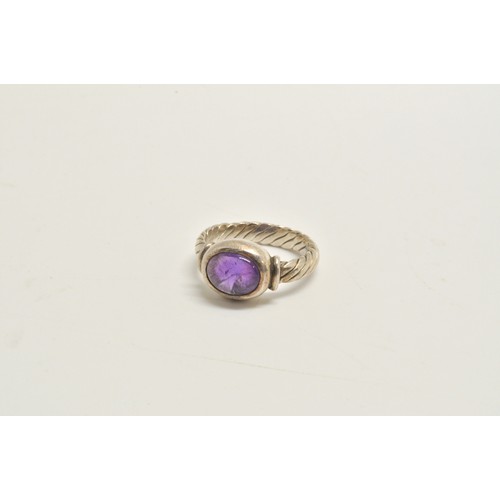 104 - Group of silver rings, some of which are amethyst, size approx N/O, x4 items.