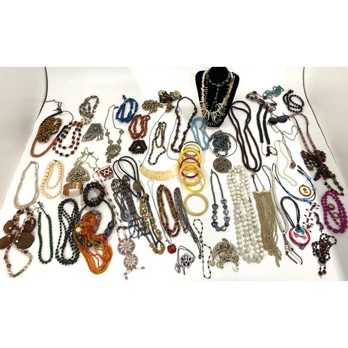 129 - Costume jewellery consisting of some  beaded necklaces, various bangles, rings etc.