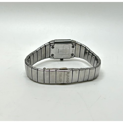 132 - RADO Diastar wristwatch with ceramic watch strap, with box. 153.0334.3