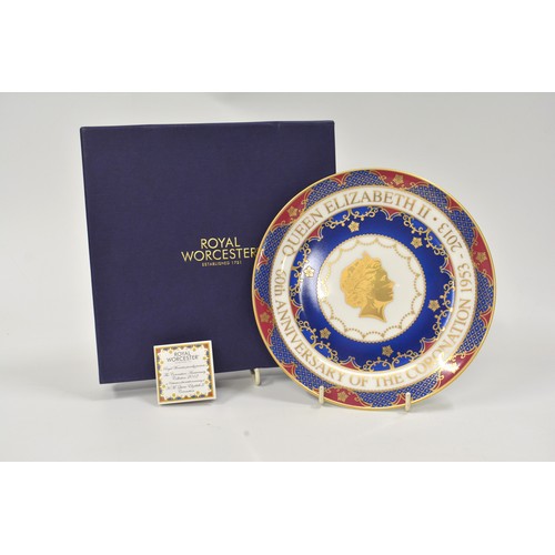 229 - Royal Worcester Royalty Collectibles x 5 to include limited edition 213 of  250 Lion Head Vase appro... 