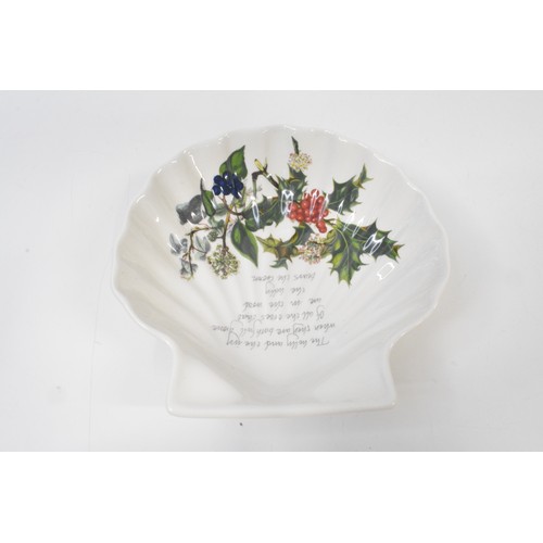 53 - Portmeirion 'The Holly and the Ivy' assortment of bowls, plates, jugs etc together with Botanical Ga... 