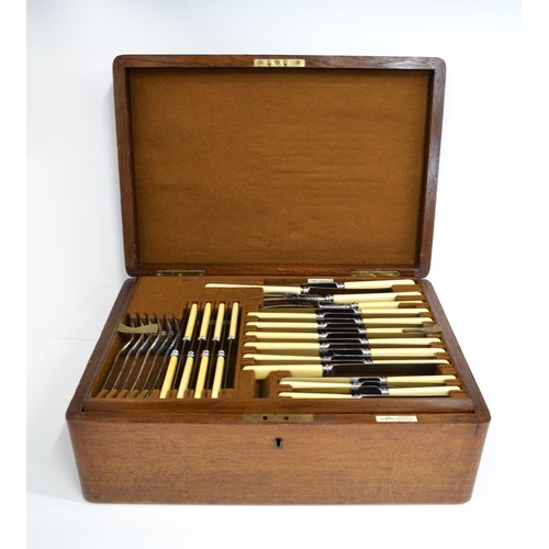 70 - Walker & Hall oak box containing   vintage 3 layer plated canteen of cutlery together with a plated ... 