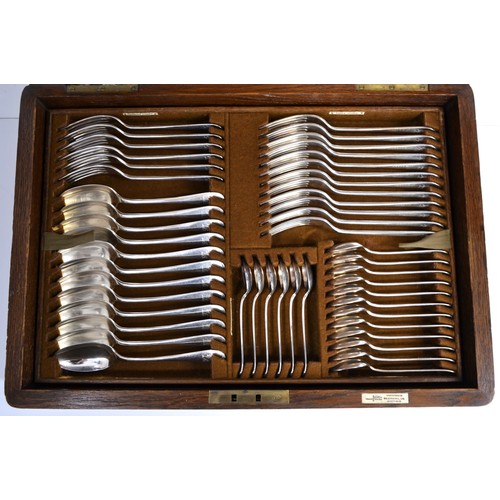 70 - Walker & Hall oak box containing   vintage 3 layer plated canteen of cutlery together with a plated ... 